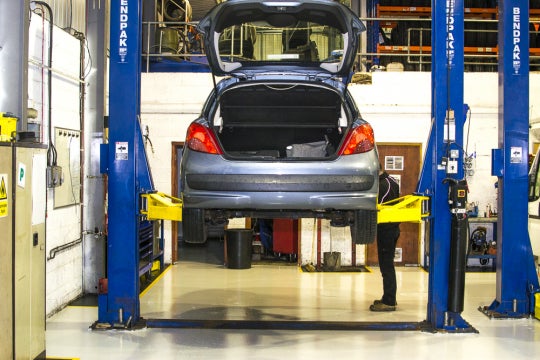 Car and Van Servicing & Repair In Derby | EDM Garage Services, Findern